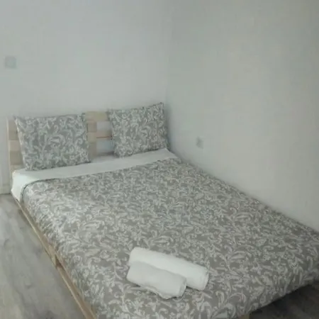 Apartamento Lisbon, 3 Bedroom In , 15 Min From The Amora