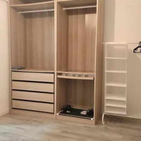 Lisbon, 3 Bedroom In , 15 Min From The 阿莫拉